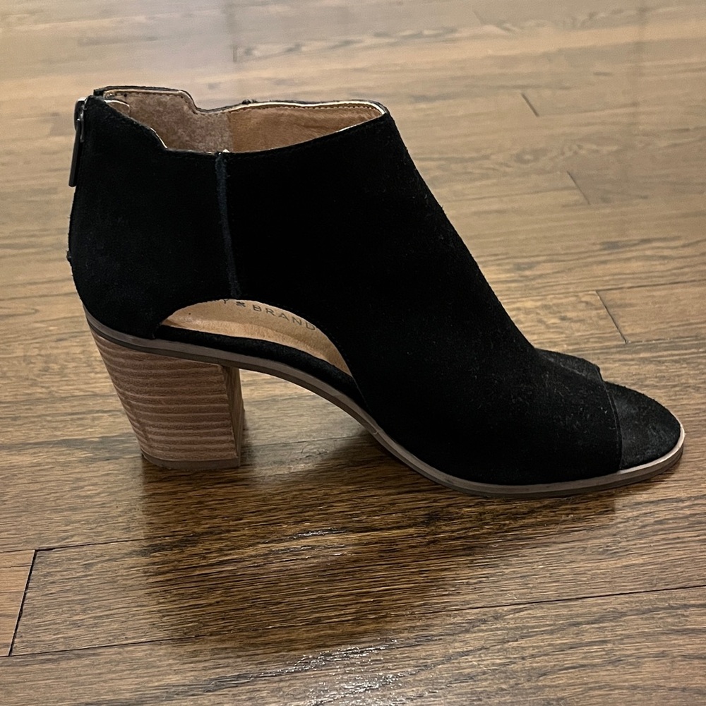 Lucky Brand Black Suede Heeled Booties